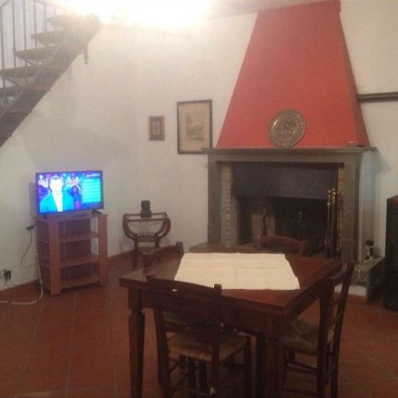 Вилла Casa Di Anchiano Борго-а-Моццано Экстерьер фото